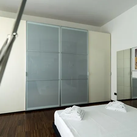 Italianway - Giovanni Pastorelli 4 * Milan